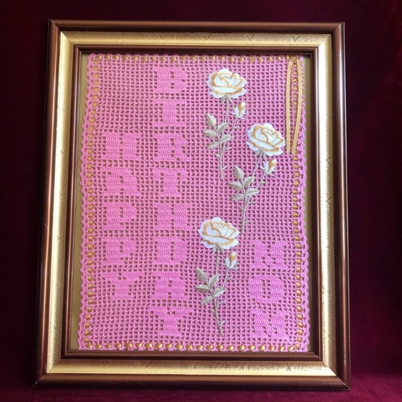 HANDMADE  “Happy Birthday Mom” Personalized Wall Decor - Picture 1 of 10